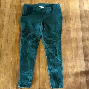 COPY - Women’s maternity jagging size 8